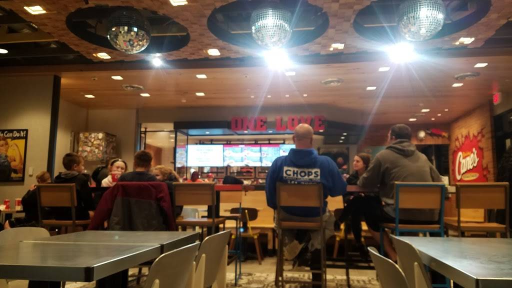 Raising Canes Chicken Fingers | meal takeaway | 5011 L St, Omaha, NE 68117, USA | 4025066870 OR +1 402-506-6870