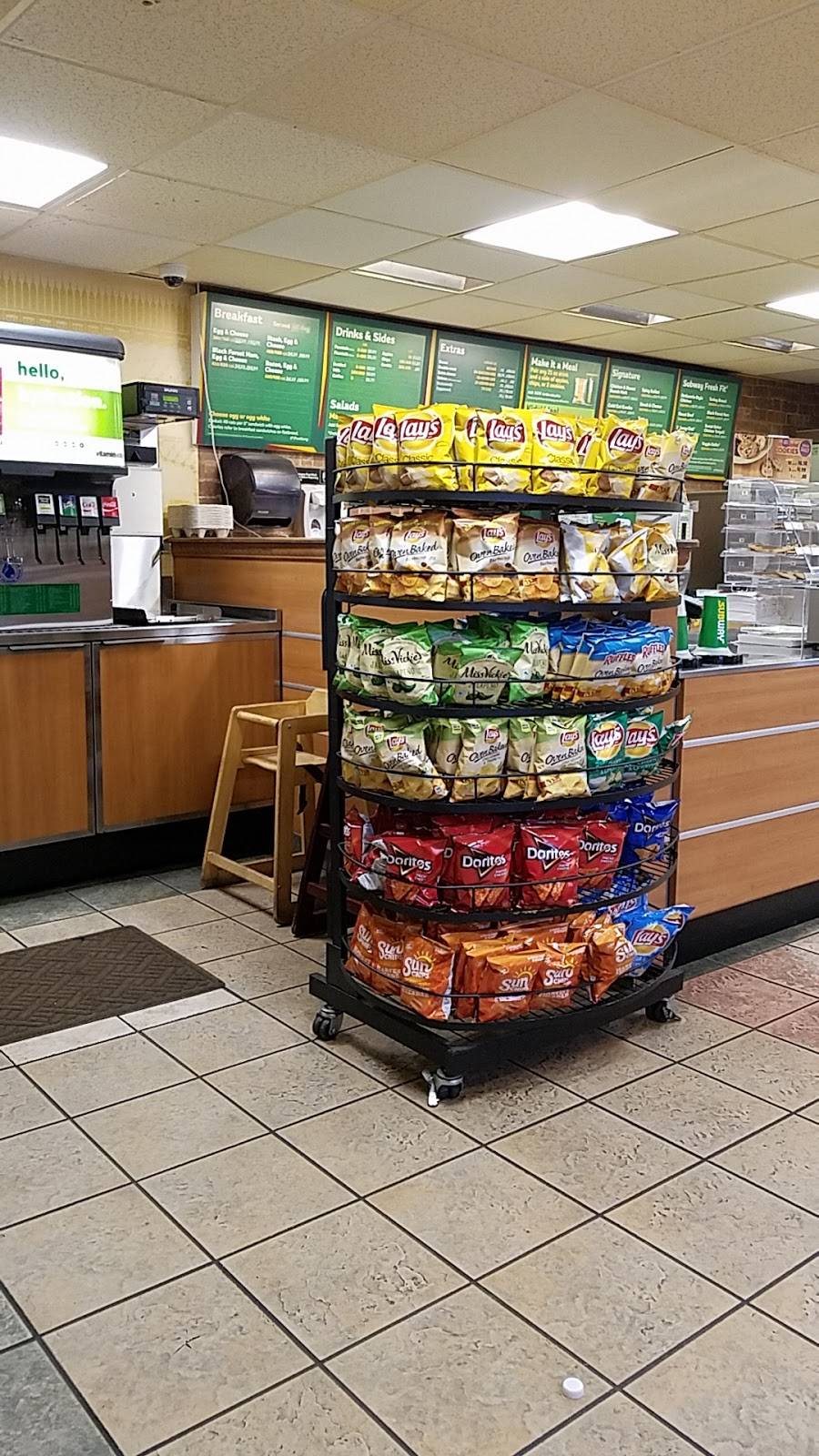 Subway | restaurant | 768 Centre St, Brockton, MA 02302, USA | 5084274478 OR +1 508-427-4478
