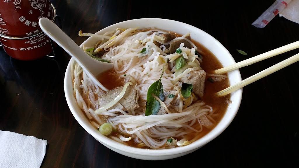 Pho Super Bowl | restaurant | 329 S Diamond Bar Blvd, Diamond Bar, CA 91765, USA | 9098602704 OR +1 909-860-2704