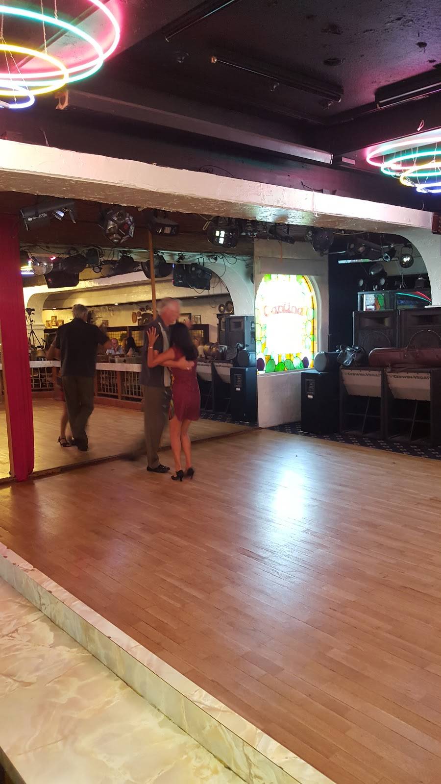 Las Hadas Restaurant | restaurant | 9048 Balboa Blvd, Northridge, CA 91325, USA | 8188927271 OR +1 818-892-7271