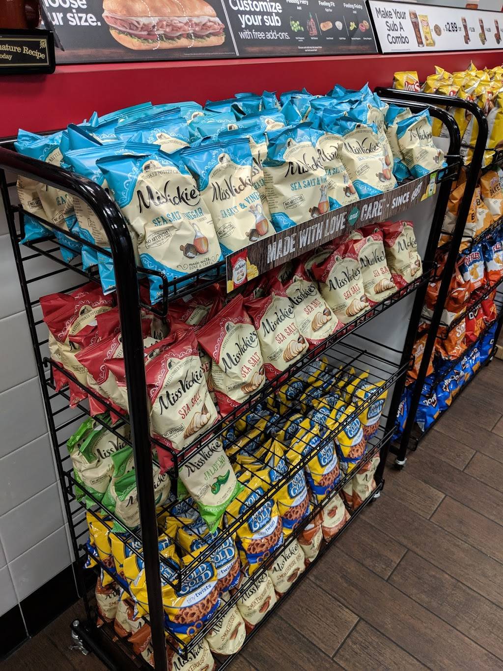 Firehouse Subs | restaurant | 3700 California Ave #300, Bakersfield, CA 93309, USA | 6618437100 OR +1 661-843-7100