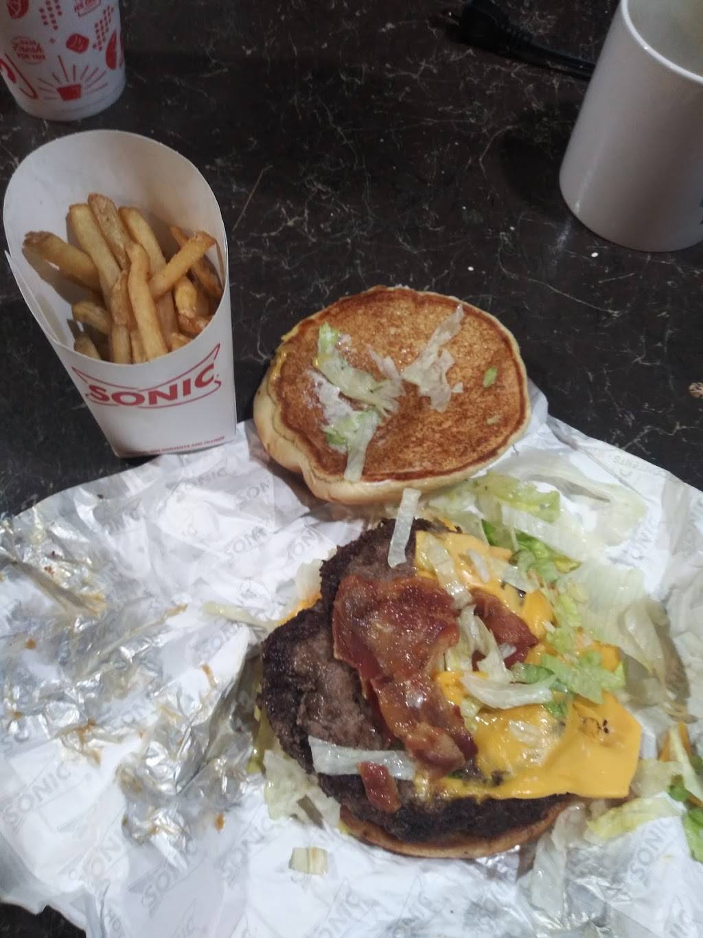 Sonic Drive-In | restaurant | 13609 Meridian E, Puyallup, WA 98373, USA | 2538416820 OR +1 253-841-6820