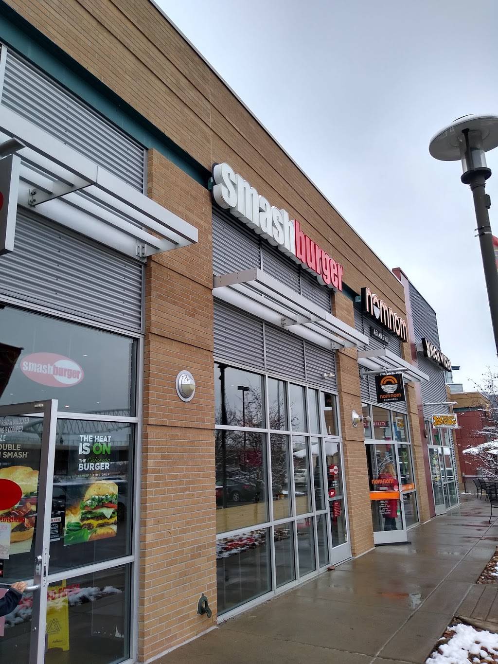 Smashburger | restaurant | 13700 E Colfax Ave suite j, Aurora, CO 80011, USA | 7205054605 OR +1 720-505-4605