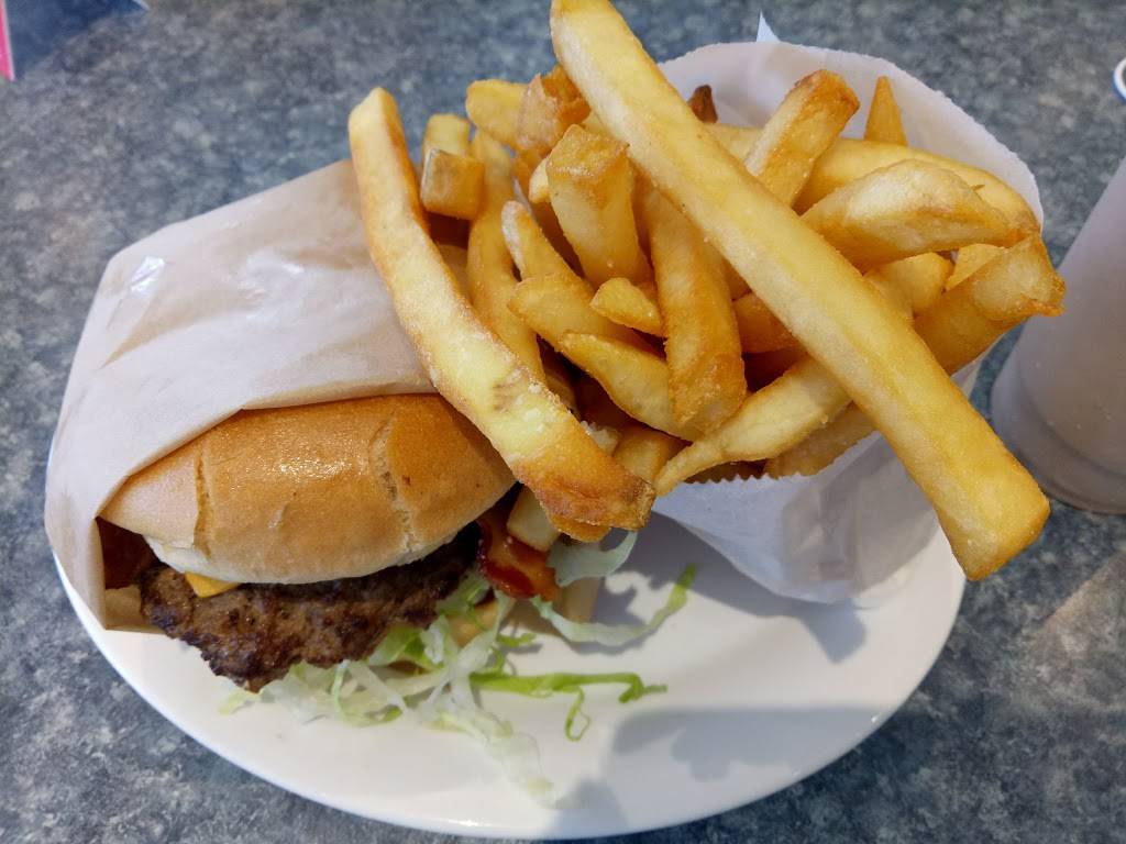 George Burgers | restaurant | 217 N Las Posas Rd, San Marcos, CA 92069, USA | 7607440164 OR +1 760-744-0164