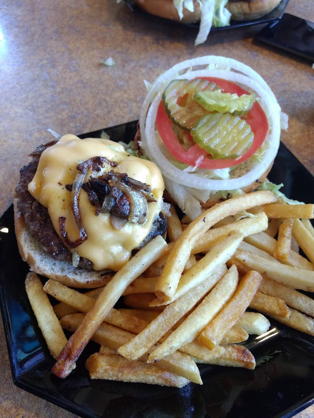 Friar Tucks Restaurant | restaurant | S.E. Corner 5th & Dolores St, Carmel-By-The-Sea, CA 93921, USA | 8316244274 OR +1 831-624-4274