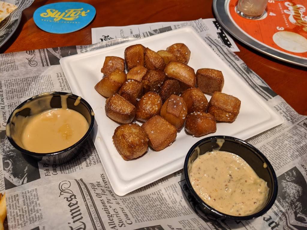 Sly Fox Taphouse at the Grove | restaurant | 20 Liberty Blvd #100, Malvern, PA 19355, USA | 4843283567 OR +1 484-328-3567