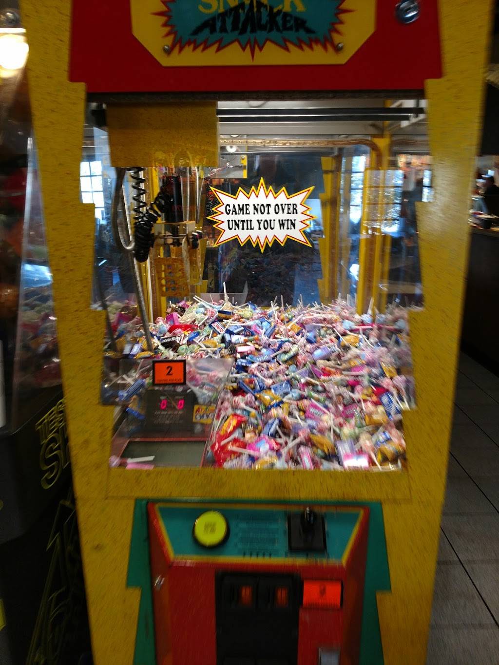 Fuddruckers | restaurant | 2373 Austin Pkwy, Flint, MI 48507, USA | 8108208584 OR +1 810-820-8584