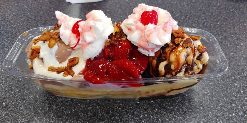 Braums Ice Cream & Burger Restaurant | restaurant | 3602 Inwood Rd, Dallas, TX 75209, USA | 2145280979 OR +1 214-528-0979