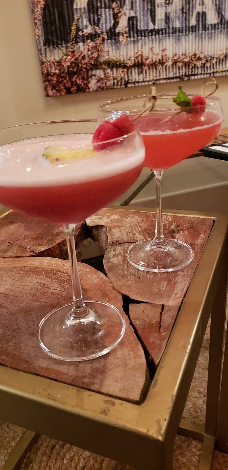 The Garage | restaurant | 100 E Louisiana St, McKinney, TX 75069, USA | 9725486900 OR +1 972-548-6900