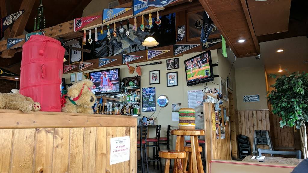 Brunos Family Restaurant & Bar | restaurant | 204 Center St E, Eatonville, WA 98328, USA | 3608327866 OR +1 360-832-7866