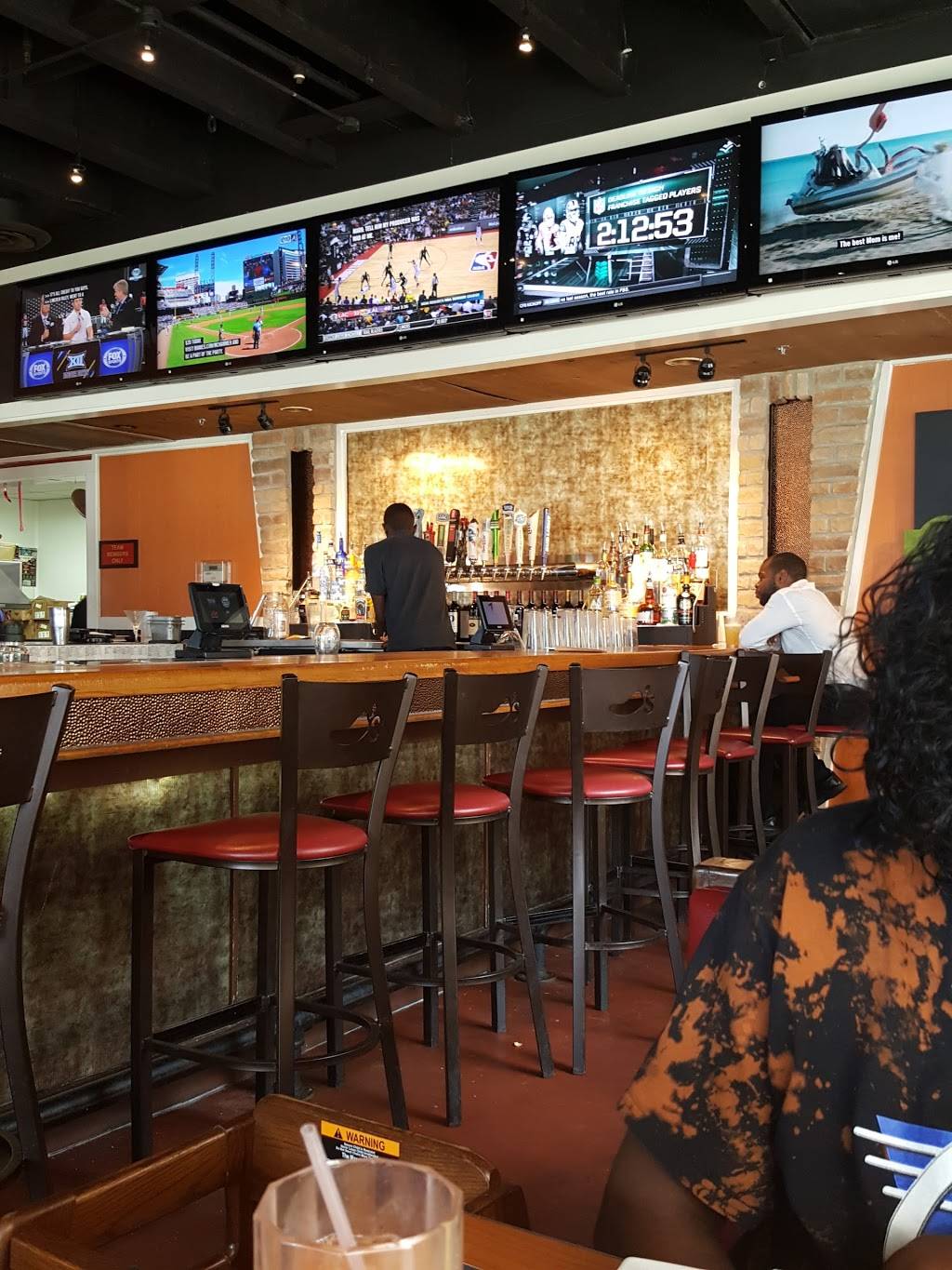 Chilis Grill & Bar | restaurant | 2440 Piedmont Rd NE, Atlanta, GA 30324, USA | 4048487979 OR +1 404-848-7979