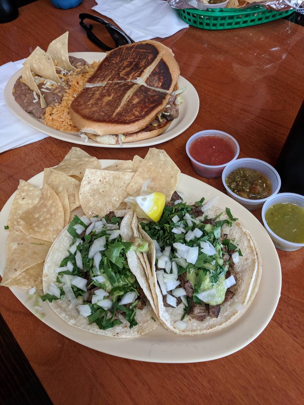 Villanueva Mexican Grill | restaurant | 20951 Devonshire St, Chatsworth, CA 91311, USA | 8187340015 OR +1 818-734-0015