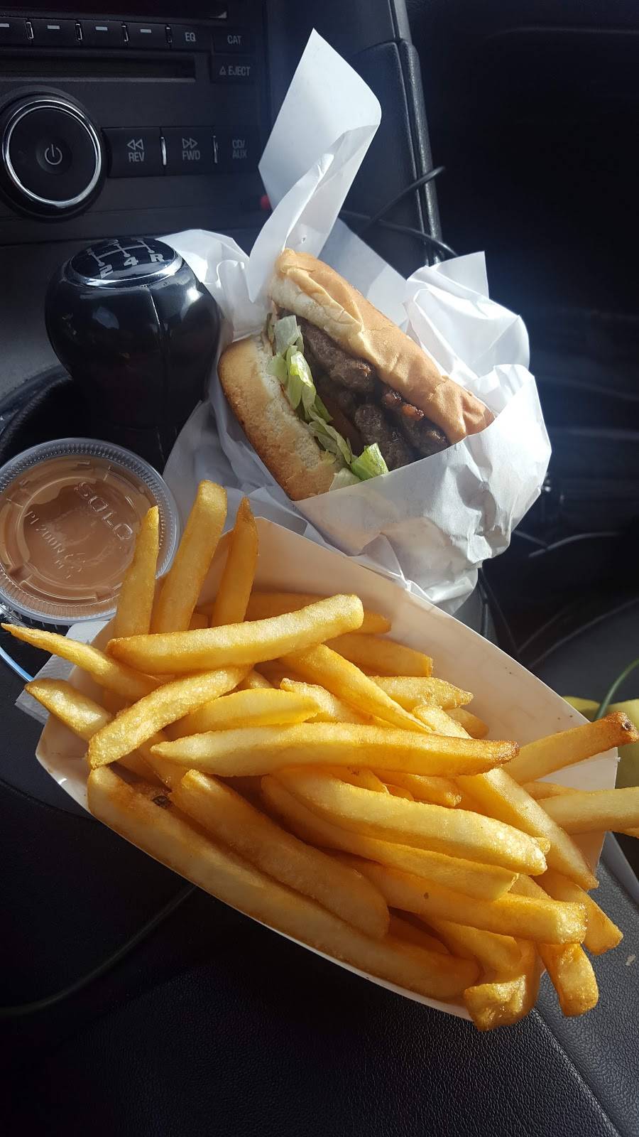 Ritz Drive-In | restaurant | 325 S 1st St, Shelton, WA 98584, USA | 3604279294 OR +1 360-427-9294