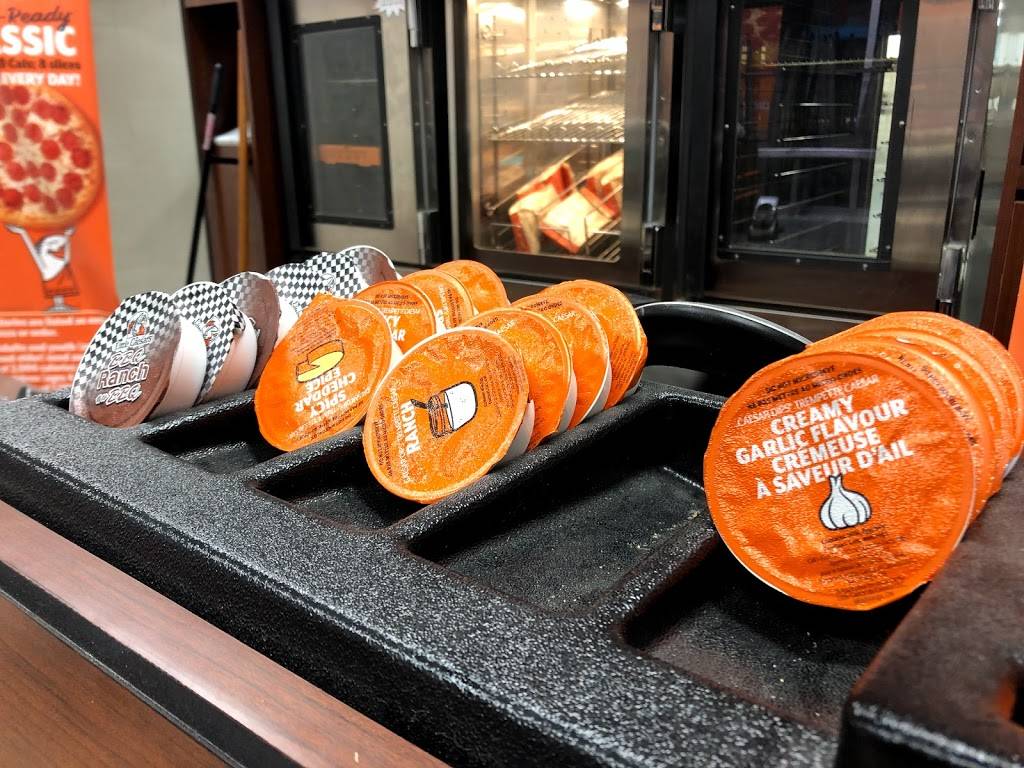 Little Caesars Pizza | meal takeaway | 559 Steven Ct, Newmarket, ON L3Y 6Z3, Canada | 9059531133 OR +1 905-953-1133