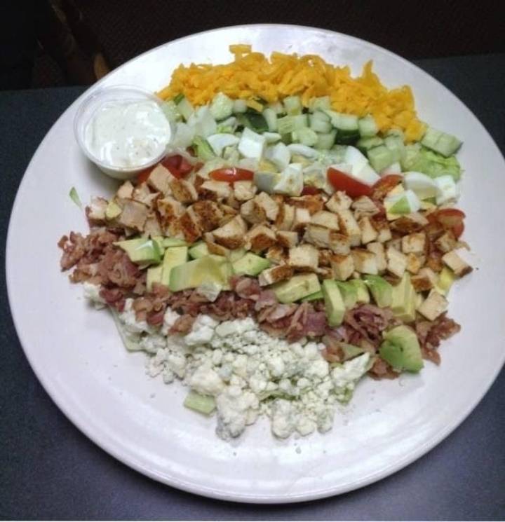 Lions Den | restaurant | 4444 Highland Rd, Waterford Twp, MI 48328, USA | 2486742251 OR +1 248-674-2251