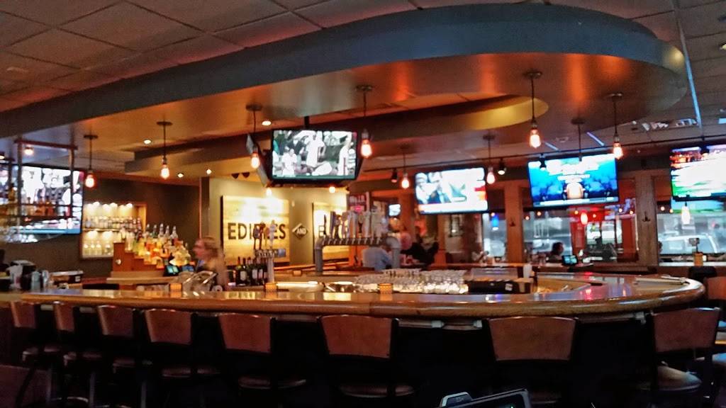 Applebees Grill + Bar | restaurant | 2 W Rd, Newtown, PA 18940, USA | 2154973470 OR +1 215-497-3470