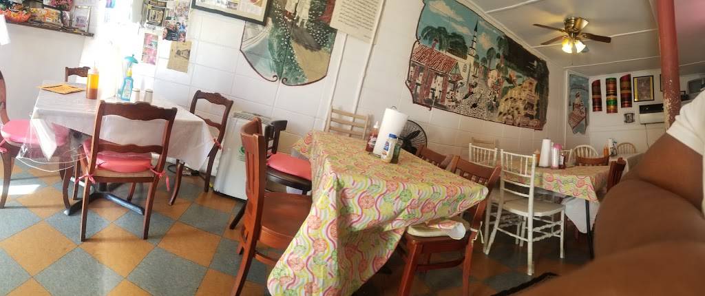 Martha Lous Kitchen | restaurant | 1068 Morrison Dr, Charleston, SC 29403, USA | 8435779583 OR +1 843-577-9583