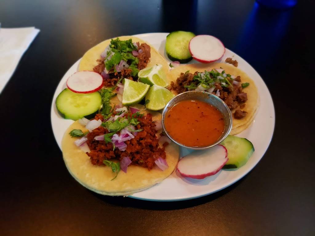 Panchos Vegan Tacos Anthem | restaurant | 2540 Anthem Village Dr #120, Henderson, NV 89052, USA | 7024625371 OR +1 702-462-5371