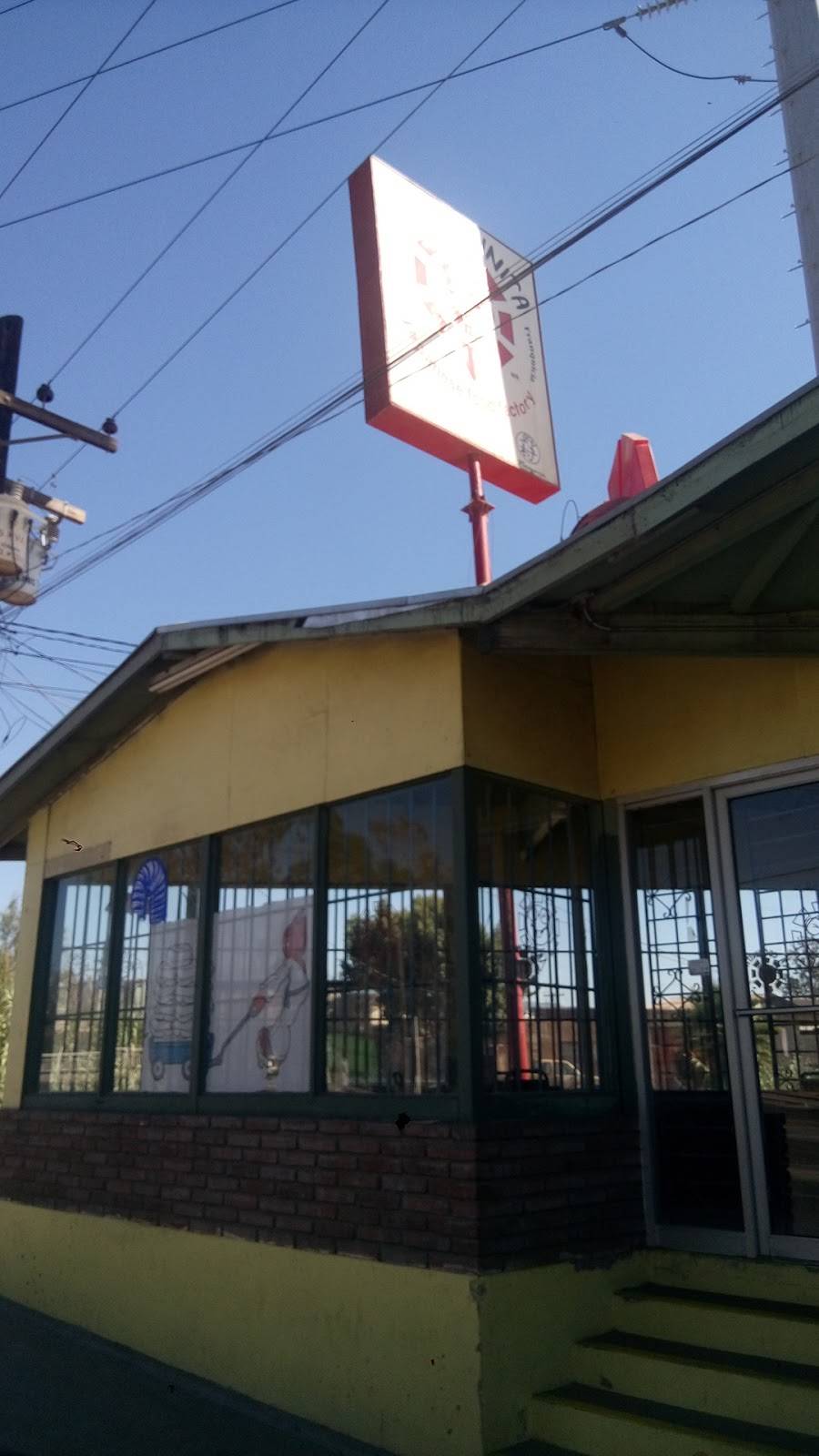 La Cochinita japanse Food Factory | restaurant | Calle Ambar 816, Valle Verde, 22830 Ensenada, B.C., Mexico | 016461742790 OR +52 646 174 2790