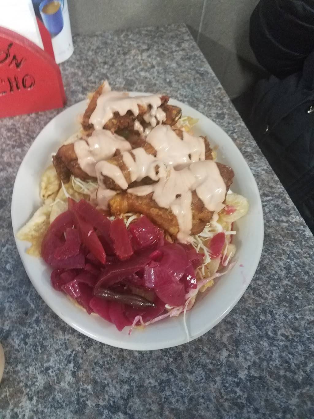 El Rincon Catracho | restaurant | 1352 Henderson Ave, Des Moines, IA 50316, USA | 5158033382 OR +1 515-803-3382