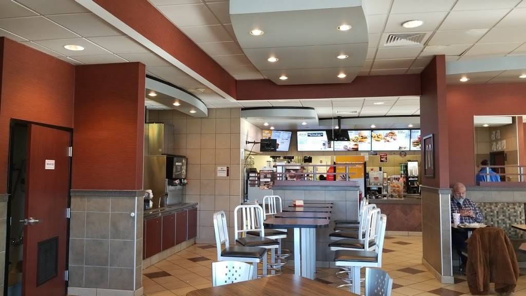McDonalds | cafe | 60 Boston St, Lynn, MA 01904, USA | 7815922350 OR +1 781-592-2350