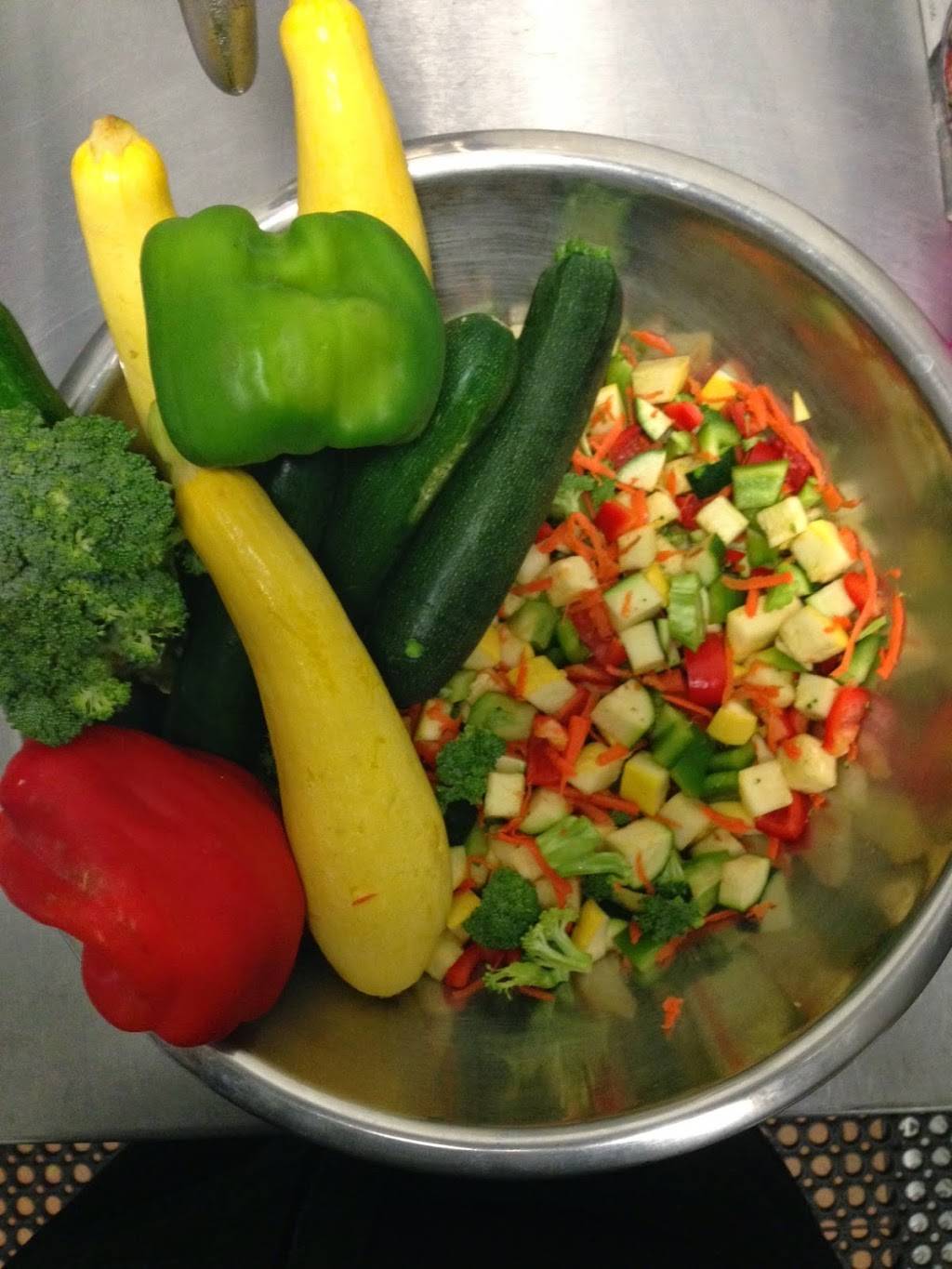 Cal Eats | restaurant | 39700 Cedar Blvd, Newark, CA 94560, USA | 5105730753 OR +1 510-573-0753