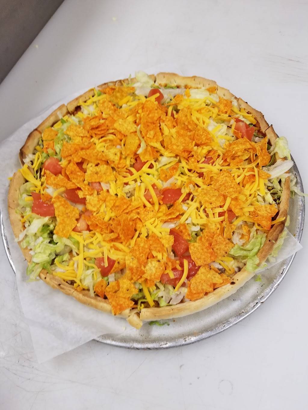 Pizza Place | restaurant | 126 Franklin St, Center Point, IA 52213, USA | 3198492559 OR +1 319-849-2559