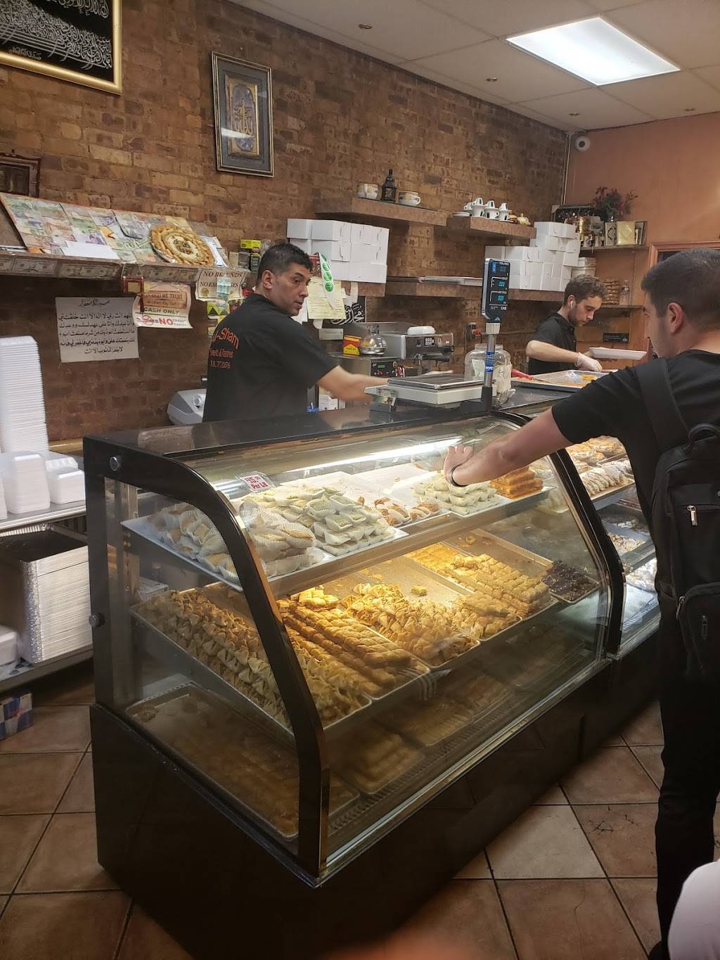 Steinway Halal Grill | restaurant | 24-42 Steinway St, Long Island City, NY 11103, USA | 7187080754 OR +1 718-708-0754