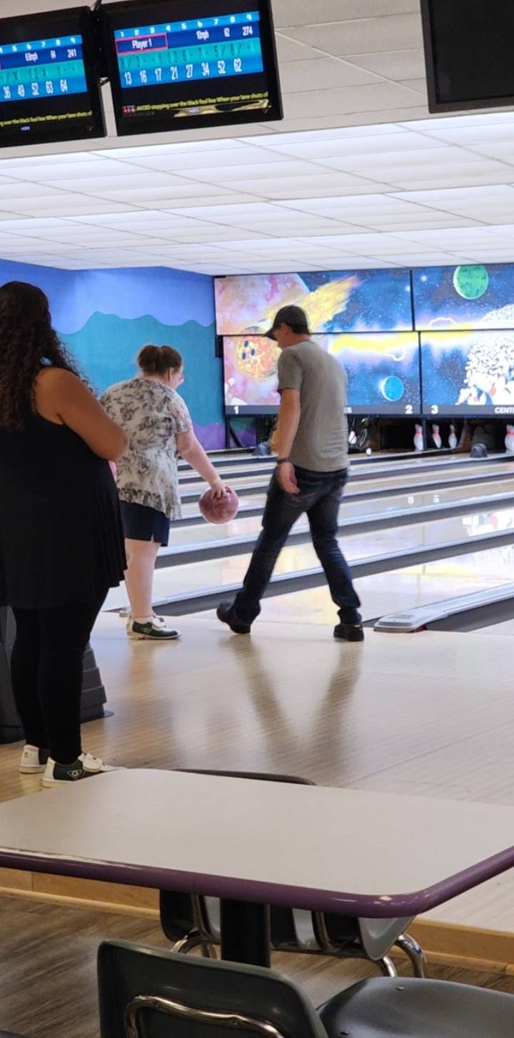 Centennial Lanes | restaurant | 2400 Vine St, Hays, KS 67601, USA | 7856252916 OR +1 785-625-2916