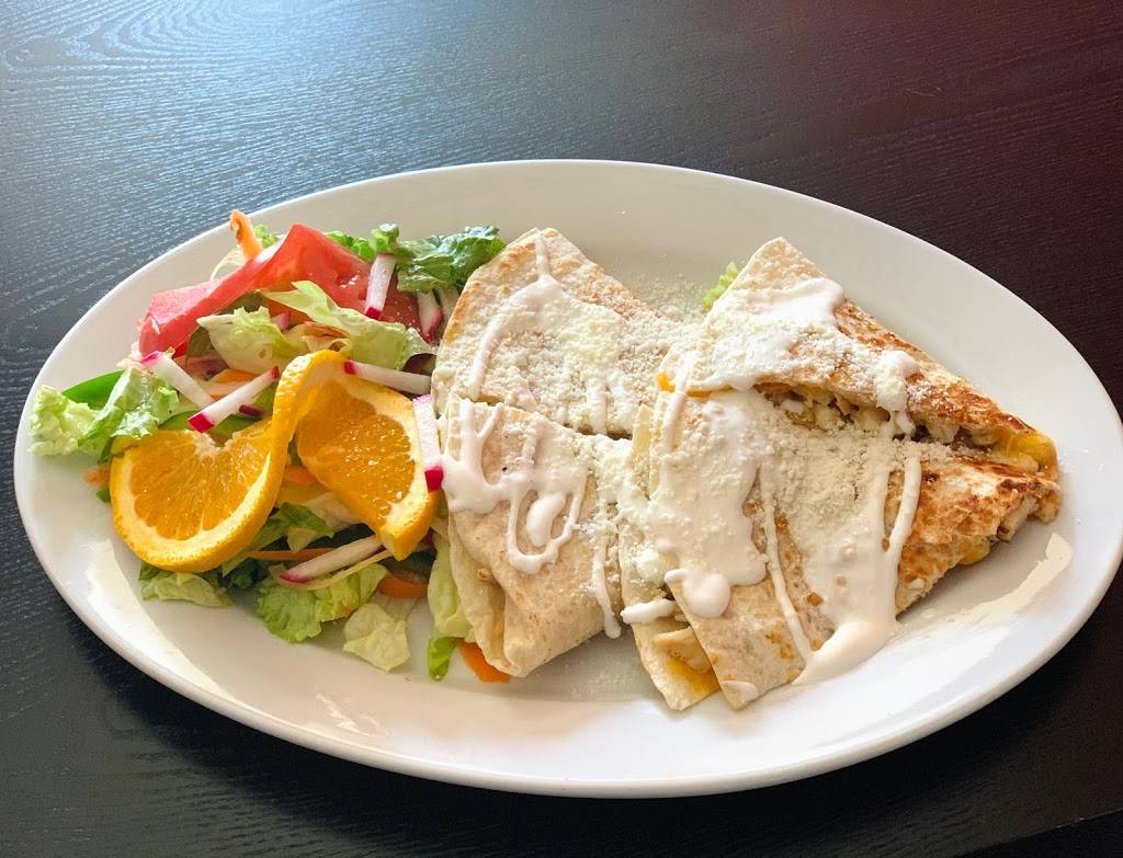 Layali Latina | restaurant | 45-17 28th Ave, Queens, NY 11103, USA | 7188061040 OR +1 718-806-1040