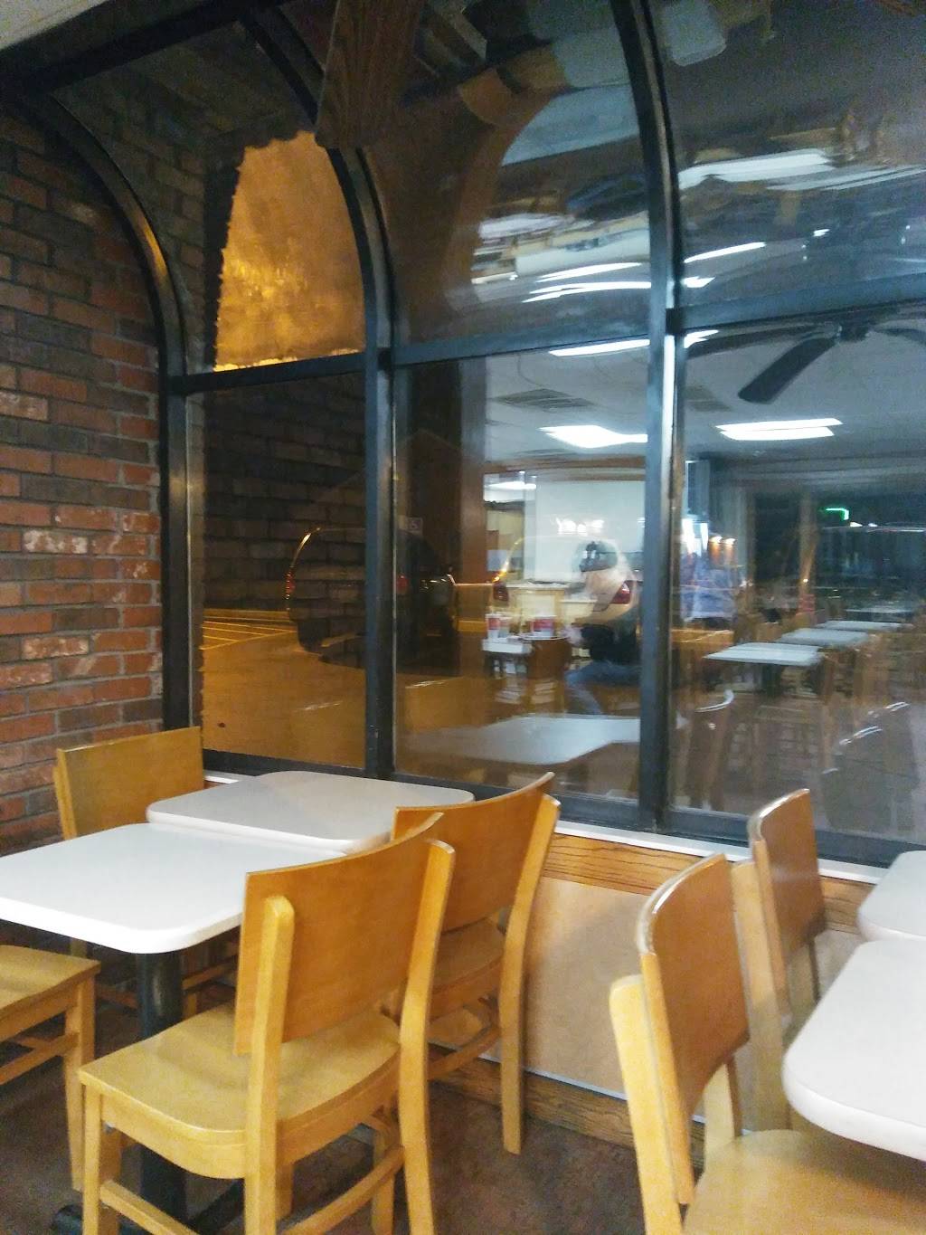 Wendys | restaurant | 3341 E 31st St, Tulsa, OK 74135, USA | 9187125367 OR +1 918-712-5367