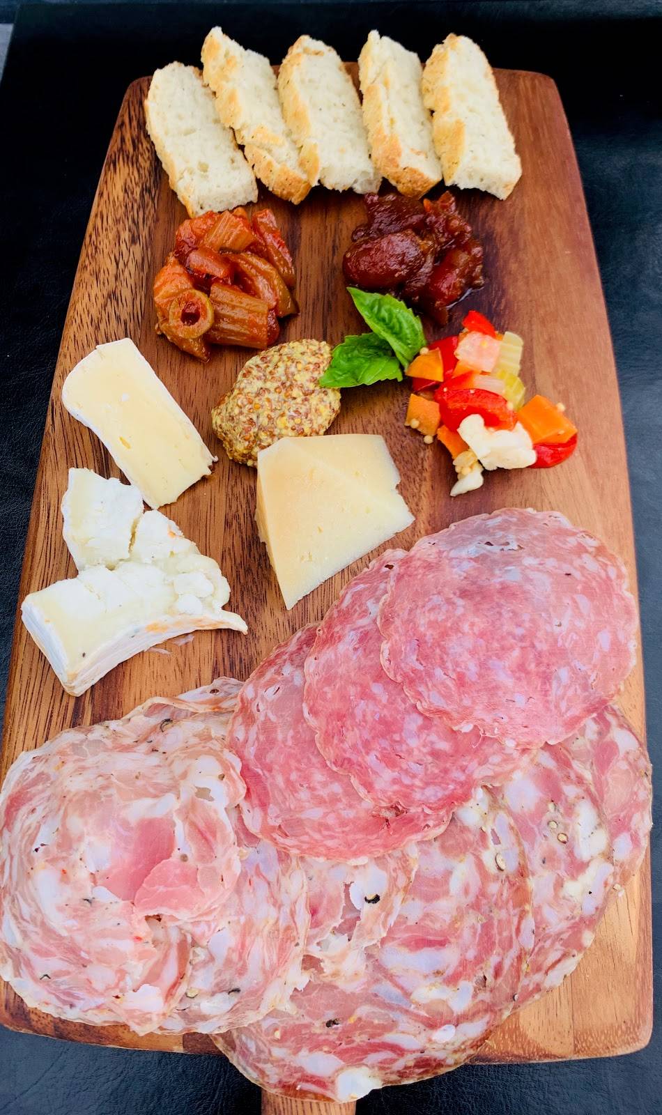 Bar Verona | restaurant | 500 Loop Rd, Commerce Charter Twp, MI 48390, USA | 2483875400 OR +1 248-387-5400