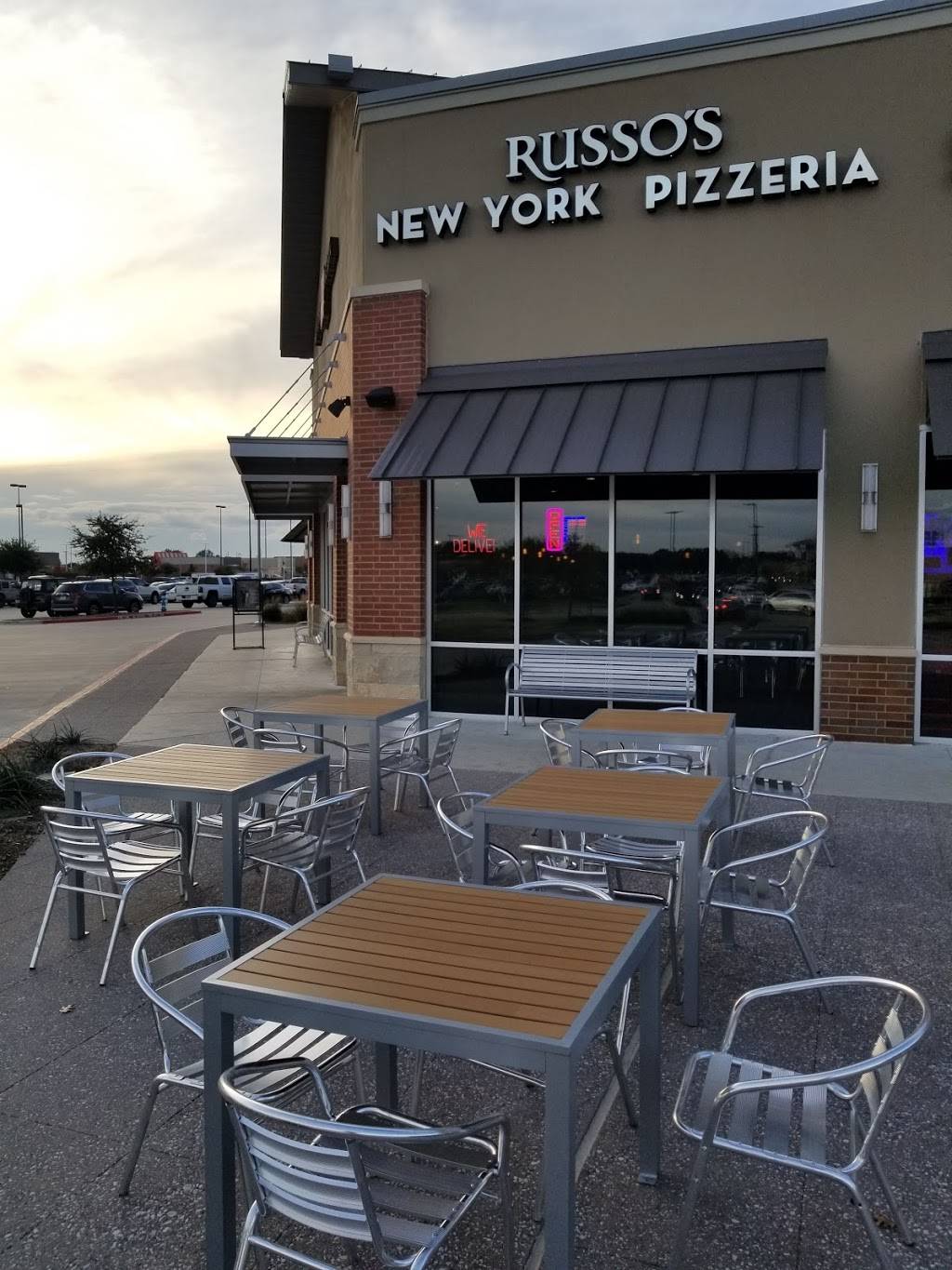 Russos New York Pizzeria | restaurant | 28610 Highway 290 East, Suite F23, Cypress, TX 77433, USA | 2812568713 OR +1 281-256-8713