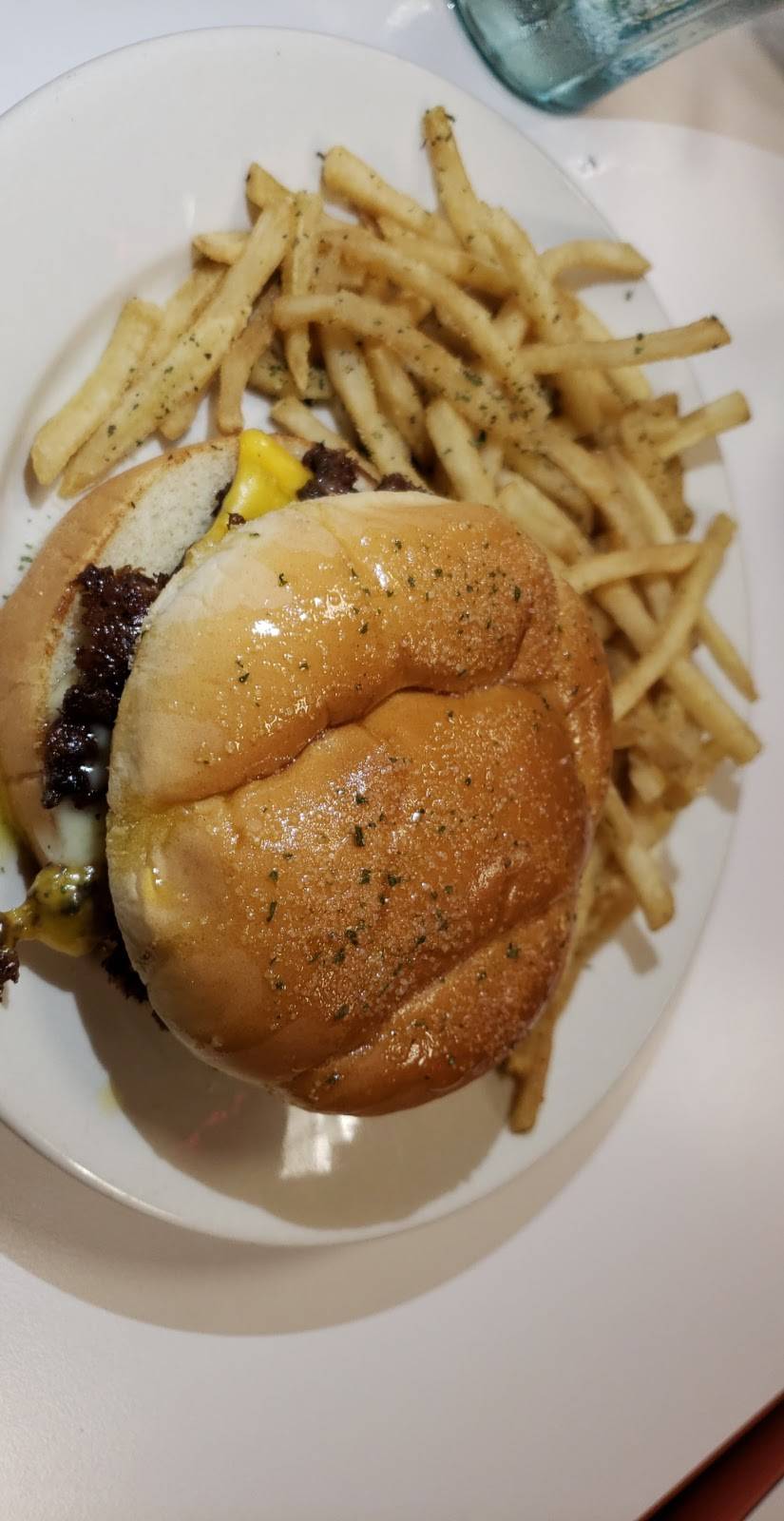 Steak n Shake | restaurant | 15125 Montfort Dr, Dallas, TX 75248, USA | 9727884103 OR +1 972-788-4103