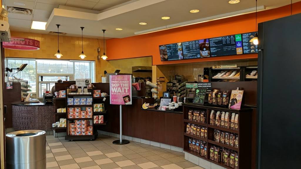 Dunkin | bakery | 1662 CT-12, Gales Ferry, CT 06335, USA | 8604647648 OR +1 860-464-7648