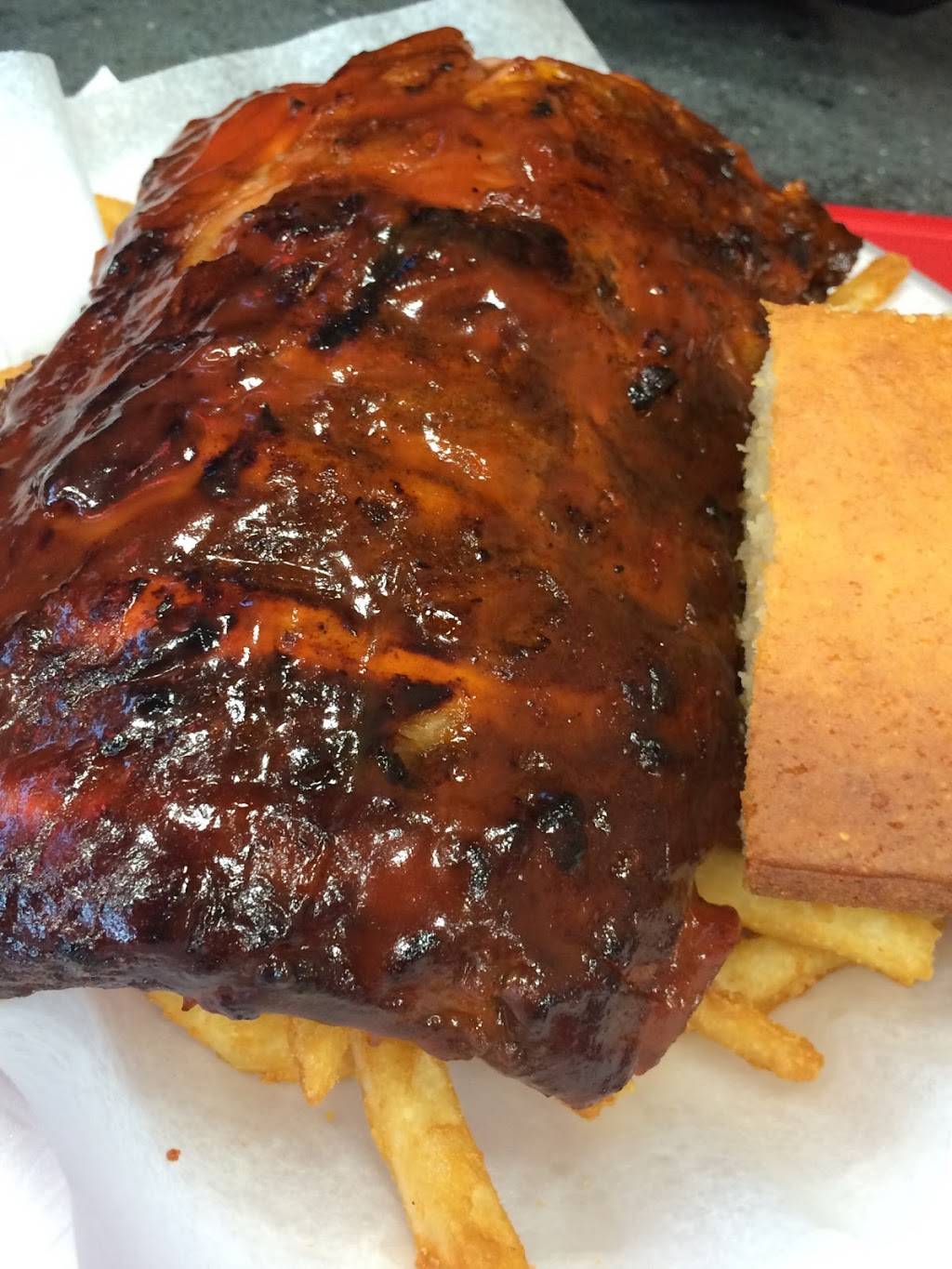 Wings n Things | restaurant | 1717 Dutch Broadway, Elmont, NY 11003, USA | 5163417075 OR +1 516-341-7075