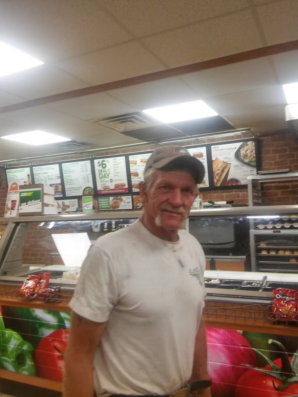 Subway | meal takeaway | 1709 W Eisenhower Blvd, Loveland, CO 80537, USA | 9706637883 OR +1 970-663-7883