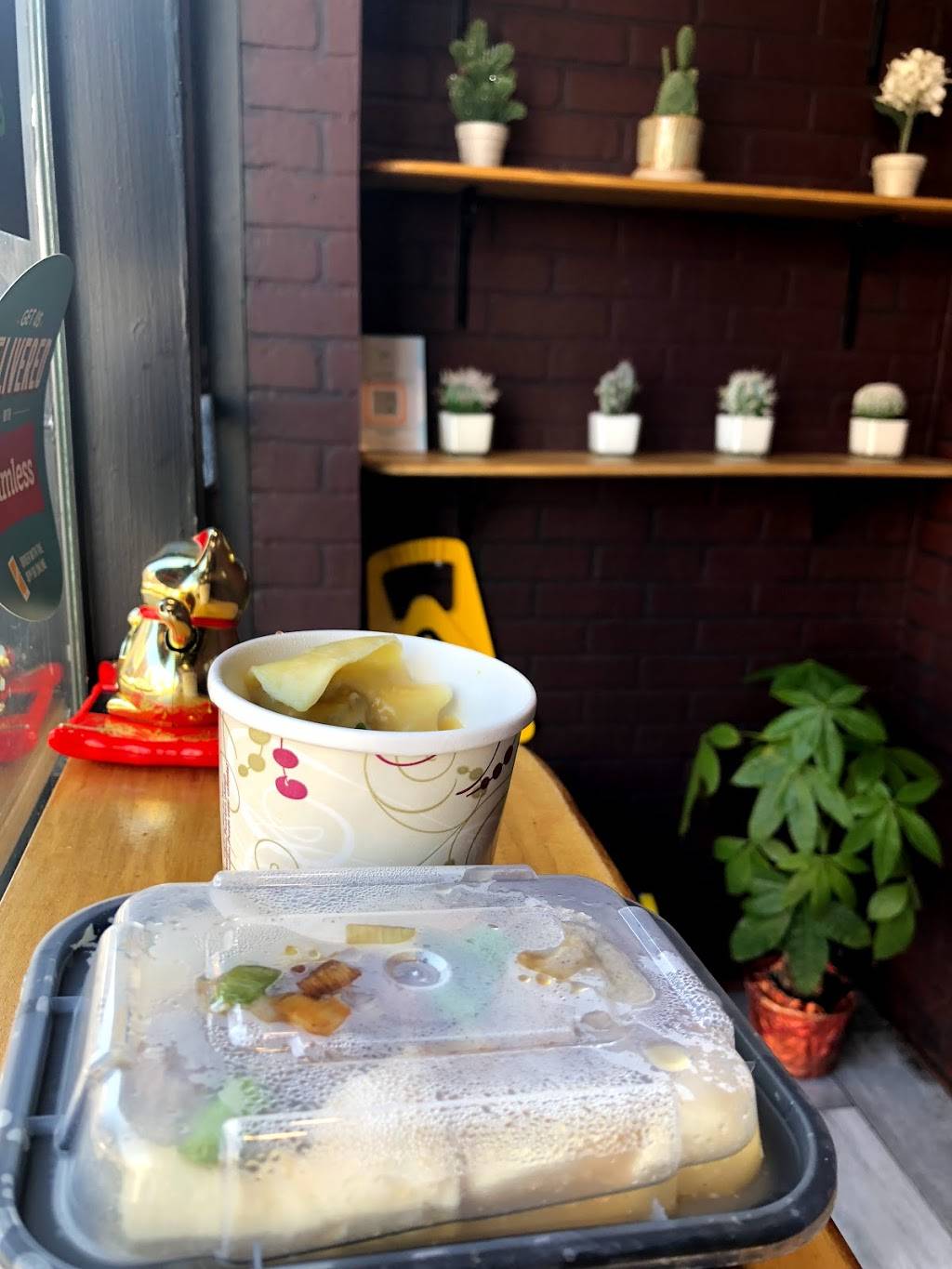 Hak Box | meal takeaway | 88 East Broadway #106 Located Outside on Forsyth, Across From Hotel, Mimosa, New York, NY 10002, USA | 6465900535 OR +1 646-590-0535