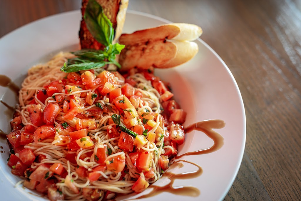 Fusion at Ridgefields | restaurant | 2320 Pendragon Rd, Kingsport, TN 37660, USA | 4233901153 OR +1 423-390-1153