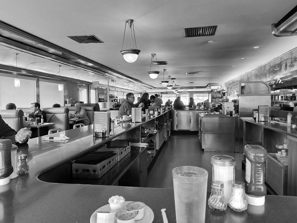 Melrose Diner | restaurant | 1501 - 1527, Snyder Ave, Philadelphia, PA 19145, USA | 2154676644 OR +1 215-467-6644