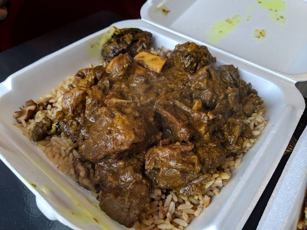 Annies Cuisine | restaurant | 393 Jane St, Toronto, ON M6S 3Z3, Canada | 4169019655 OR +1 416-901-9655