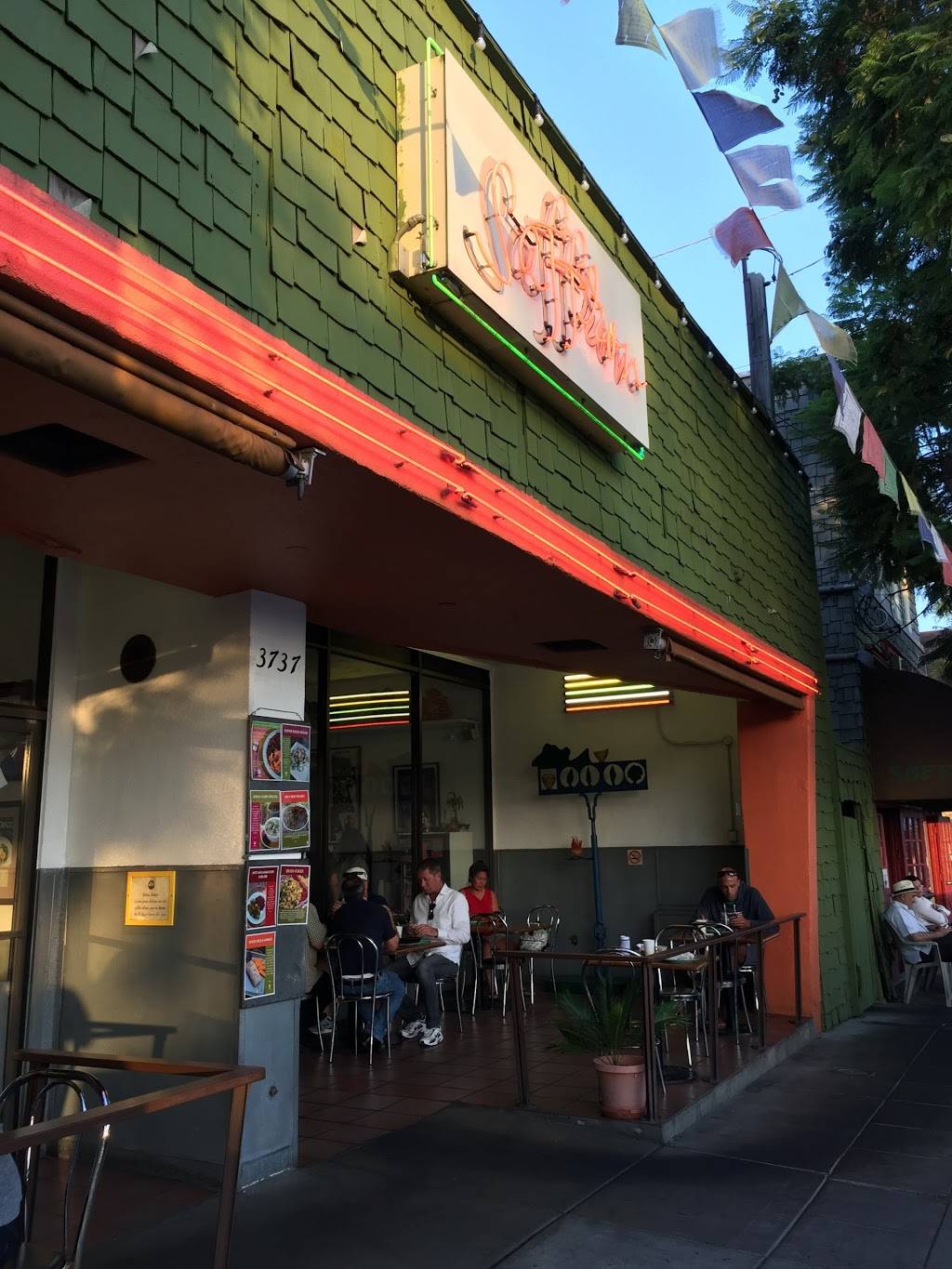 Saffron Thai | restaurant | 3731 India St B, San Diego, CA 92103, USA | 6195747737 OR +1 619-574-7737