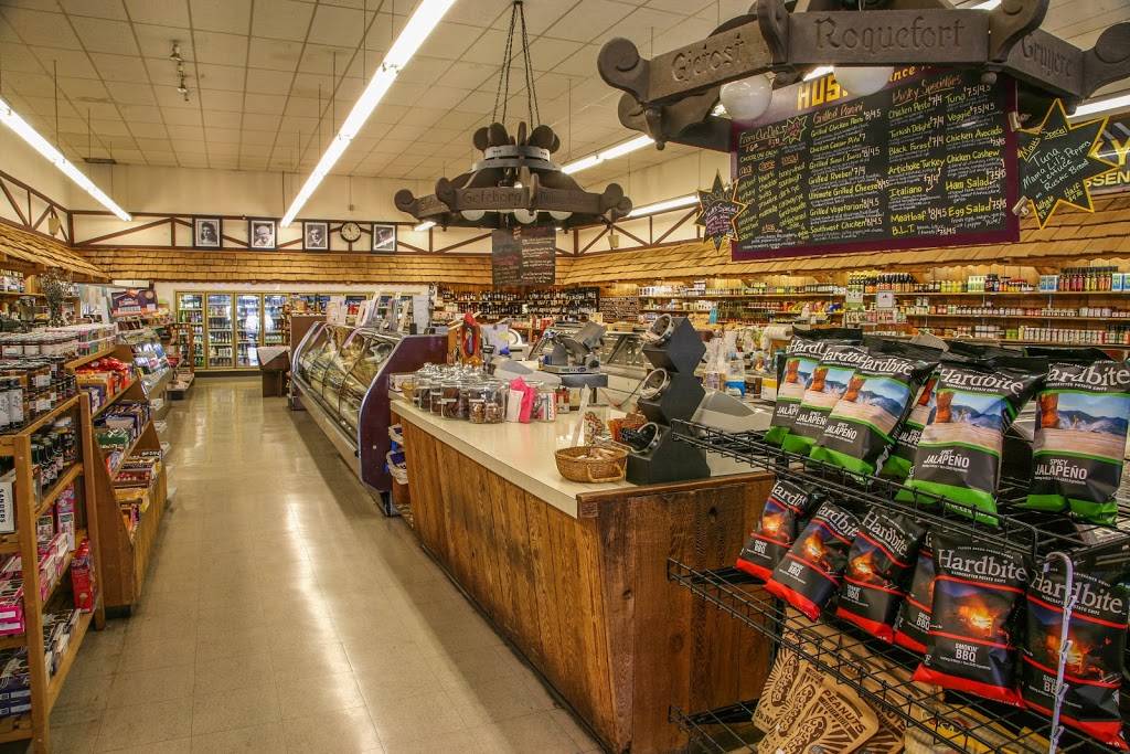 Husky Deli & Catering & Ice Cream | restaurant | 4721 California Ave SW, Seattle, WA 98116, USA | 2069372810 OR +1 206-937-2810