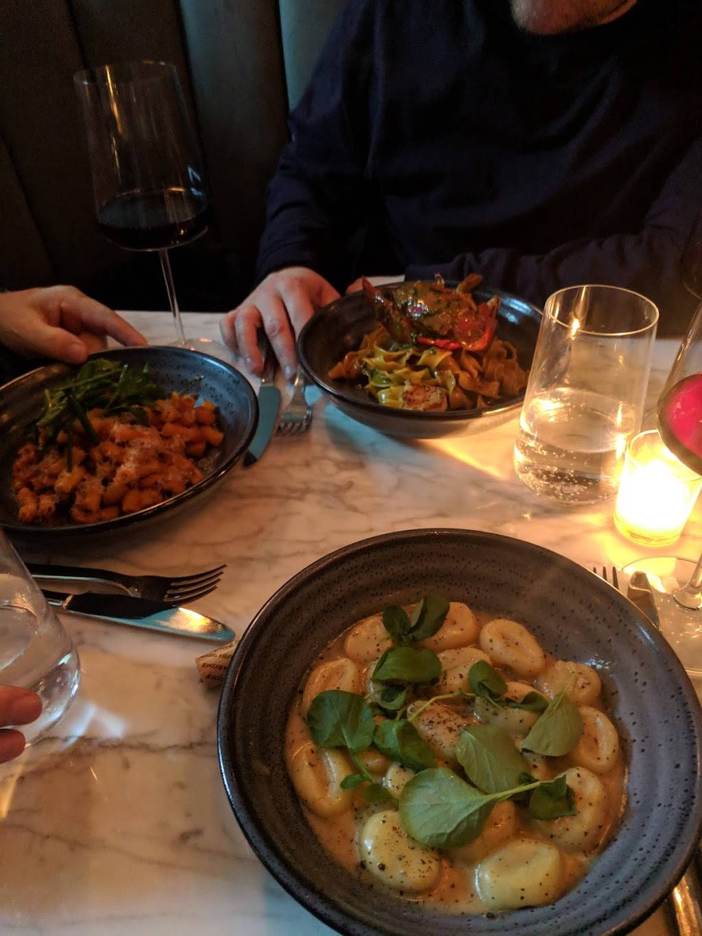 Nino’s AQ | restaurant | 35-01 Ditmars Blvd, Astoria, NY 11105, USA | 7187770010 OR +1 718-777-0010