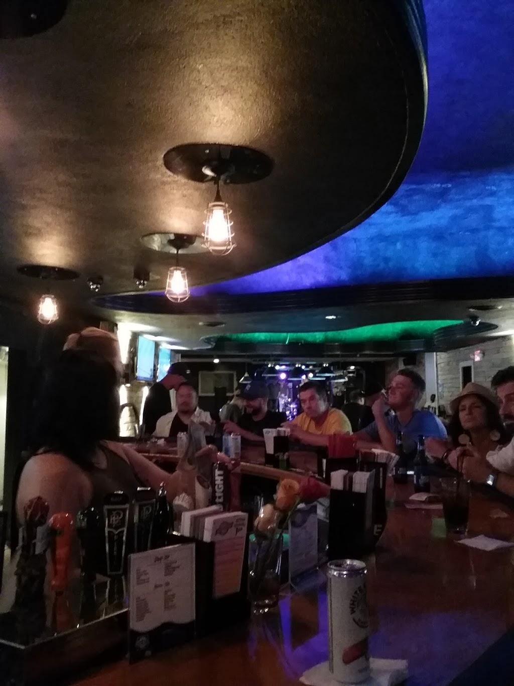 The Iron Well | restaurant | 741 Leonard St NW, Grand Rapids, MI 49504, USA | 6164548028 OR +1 616-454-8028