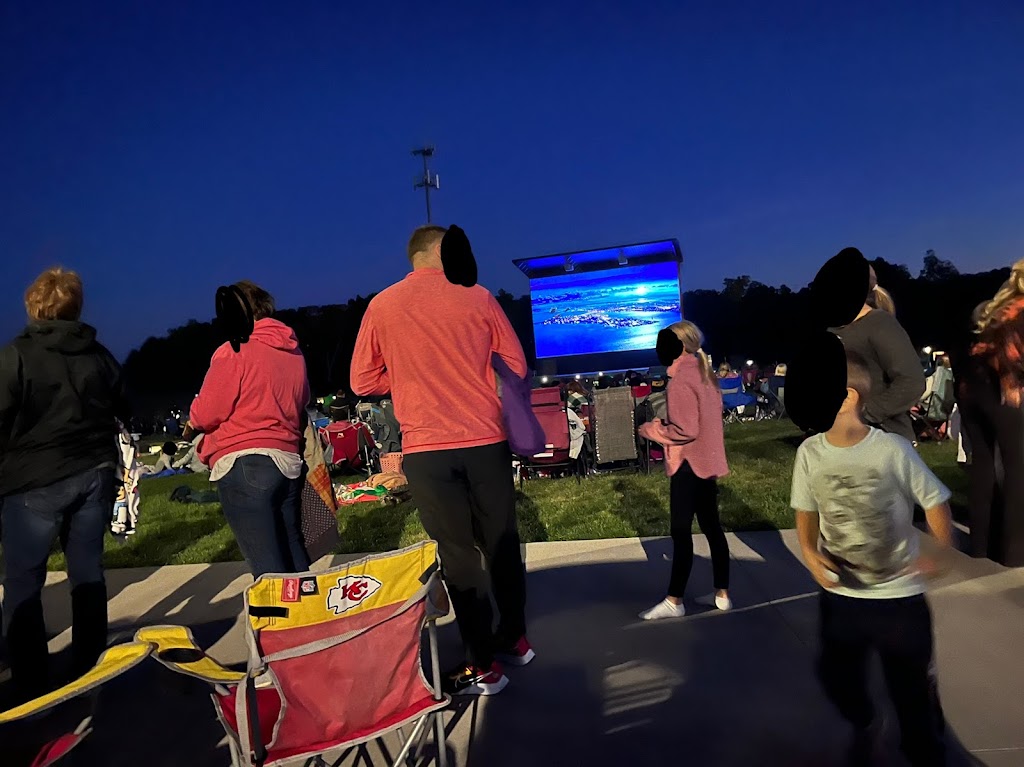 Lakeside Ashland | restaurant | 5900 E Log Providence Rd, Columbia, MO 65201, USA | 5738184750 OR +1 573-818-4750