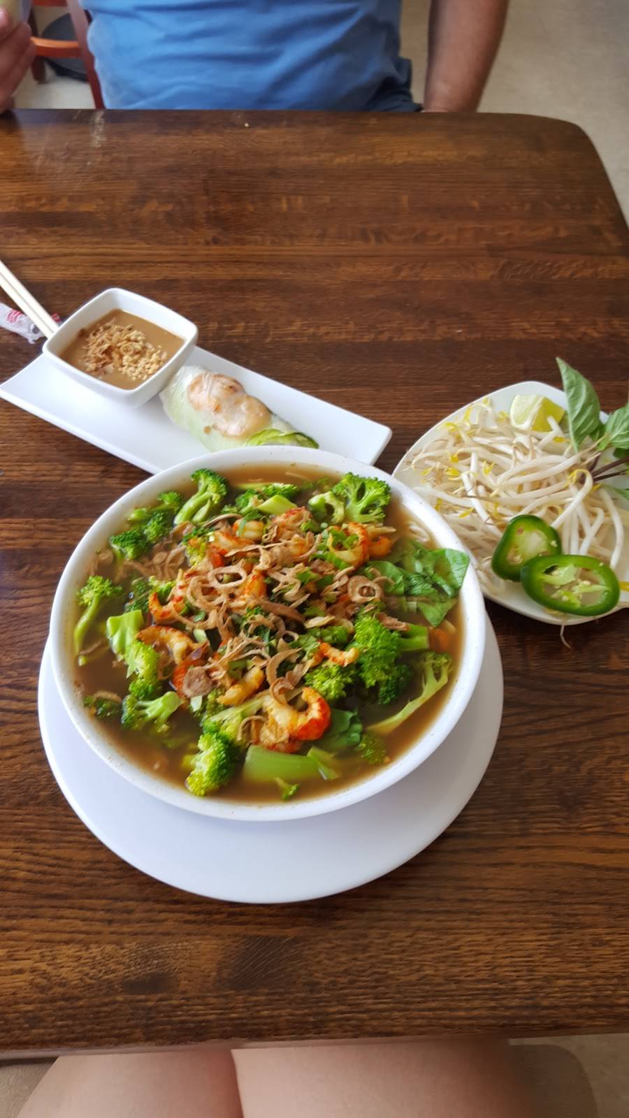 IvyPho | restaurant | 403 E 14th St, Ocean City, NJ 08226, USA | 6097411465 OR +1 609-741-1465