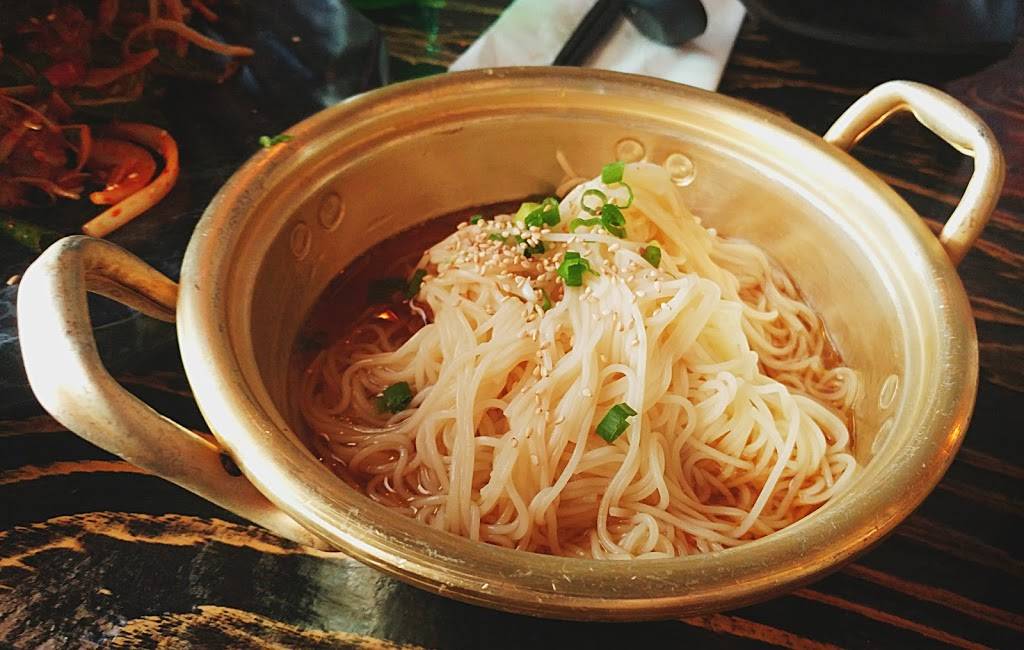 낭만포차 Nangman Pocha | restaurant | 6283 Yonge St, North York, ON M2M 3X6, Canada | 4165518683 OR +1 416-551-8683