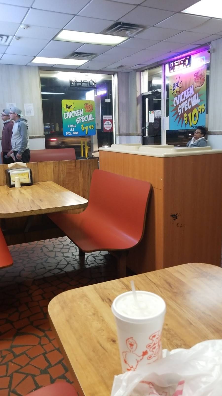 Feather n Fin | restaurant | 3601 Tidewater Dr, Norfolk, VA 23509, USA | 7576220099 OR +1 757-622-0099