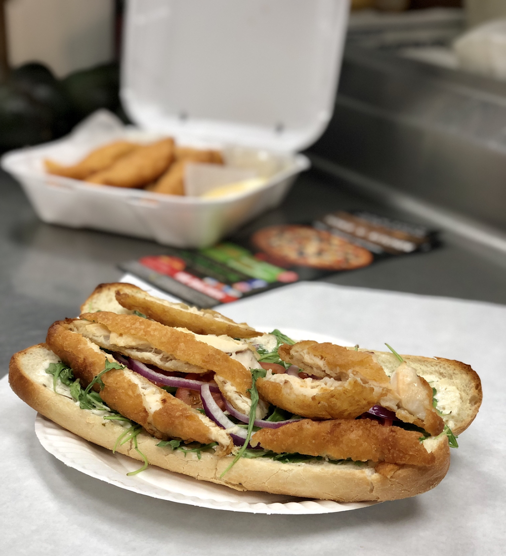 Tom’s Kitchen | restaurant | 1526 Smith St, North Providence, RI 02911, USA | 4013531416 OR +1 401-353-1416